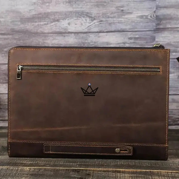 Customizable leather sleeve for 13" and 14" MacBook — TRAVERSÉE Traveler – 4/15