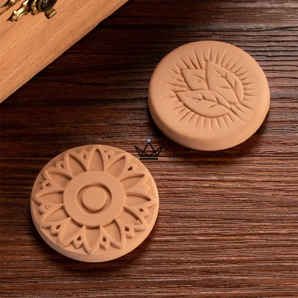 Terracotta humidifying stones for cigars and tobacco — CLAY, Foliage / 2-bedroom apartment