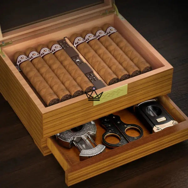 Horizon Edition Humidor — Spanish cedar, glass top, drawer, Onyx or Natural – 2/10