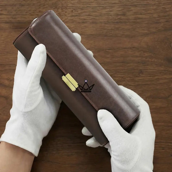Customizable Leather Travel Watch Case for 1 to 4 Watches — Voyageur CAPSULE – 9/17