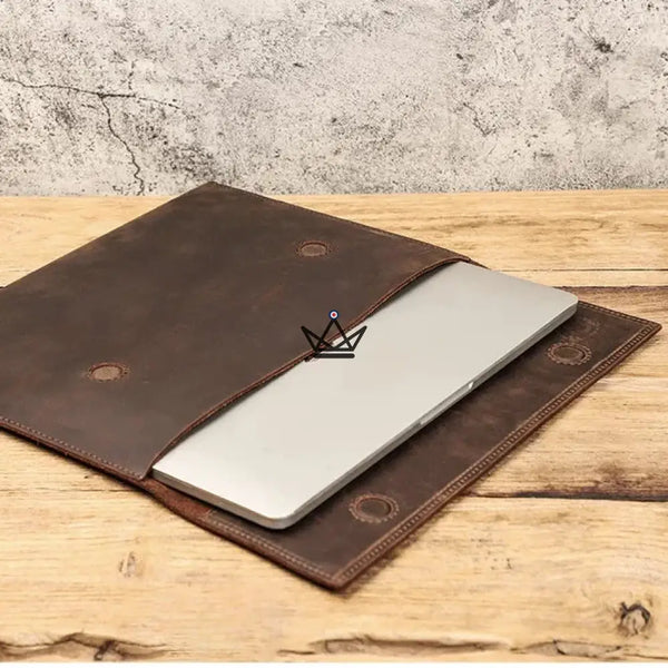 Customizable Leather Macbook Sleeve 13"-14" - MISSIVE Traveler