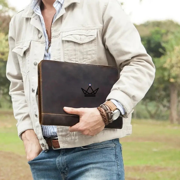 Customizable Leather MacBook Sleeve 13" - Traveler BINDING