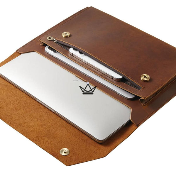 Leather Sleeve for MacBook - PRESTON Edition